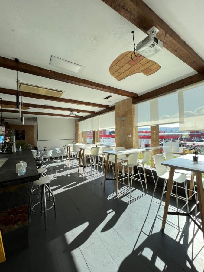 Hotel Chips Ferrol Naron  Bagian luar foto