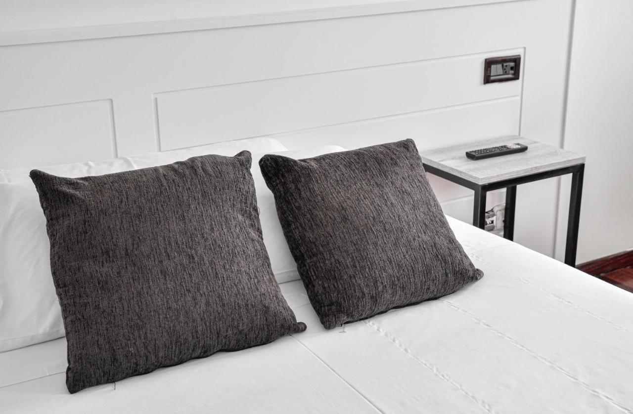 Hotel Chips Ferrol Naron  Bagian luar foto