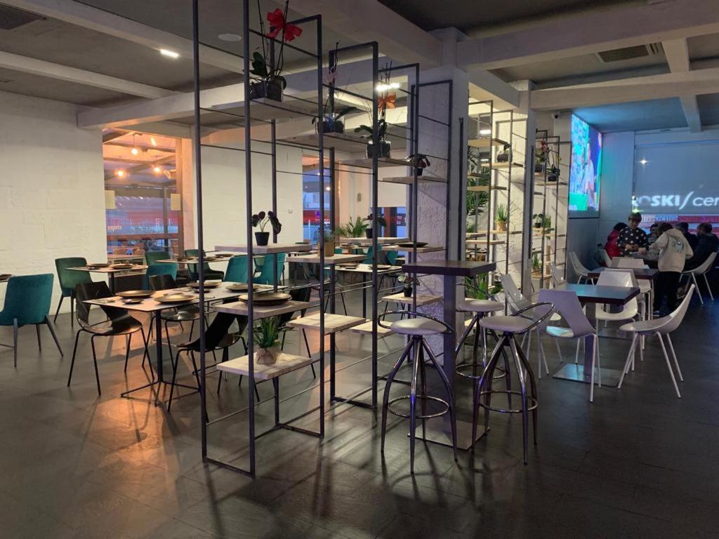 Hotel Chips Ferrol Naron  Bagian luar foto