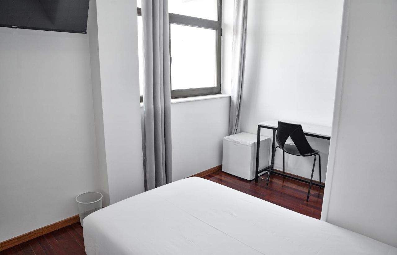 Hotel Chips Ferrol Naron  Bagian luar foto